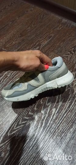 Кроссовки для девочки 33