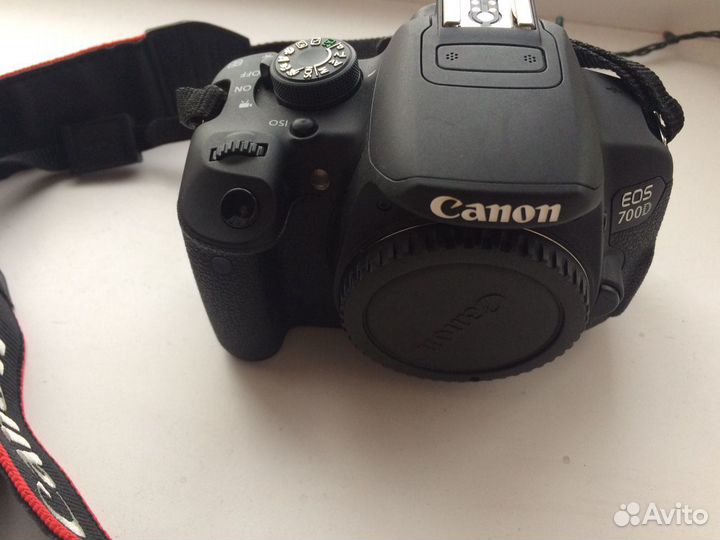 Canon 700D