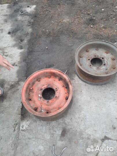 Диски на тракторную телегу