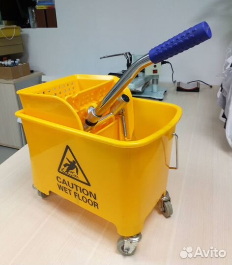 Ведро пластиковое с механическим отжимом