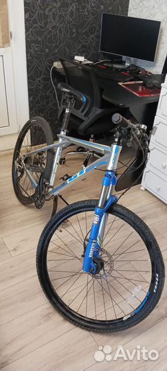 Велосипед GT Avalanche 1.0