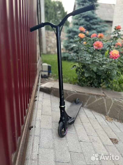 Трюковой самокат tech team стрит