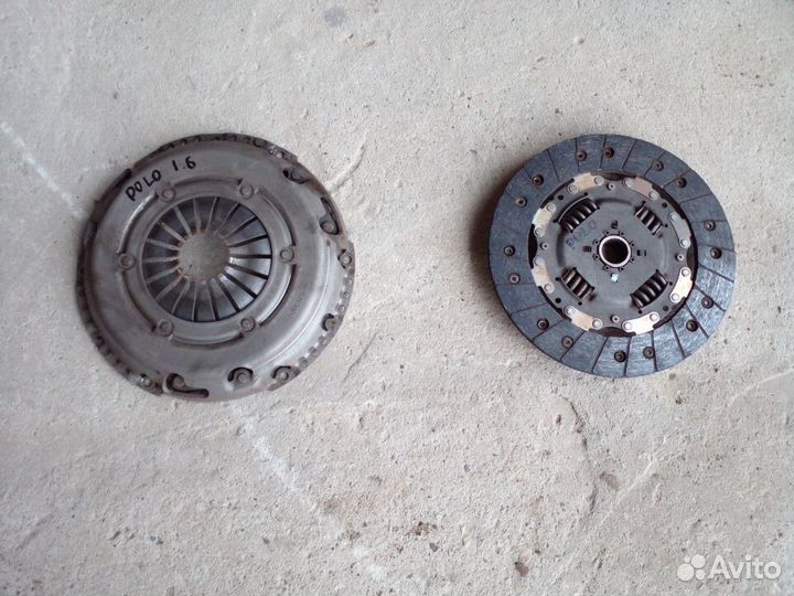 Сцепление Volkswagen Polo седан 1.6 2013 год