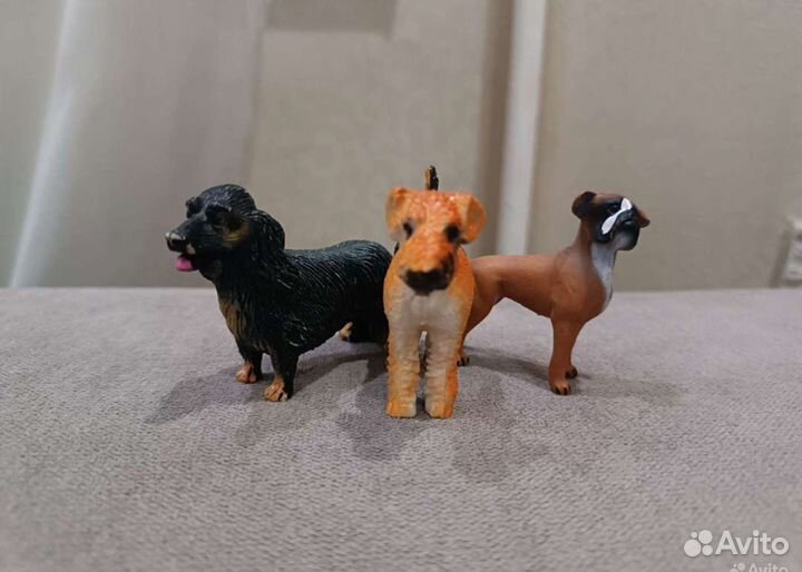 Фигурки собак schleich