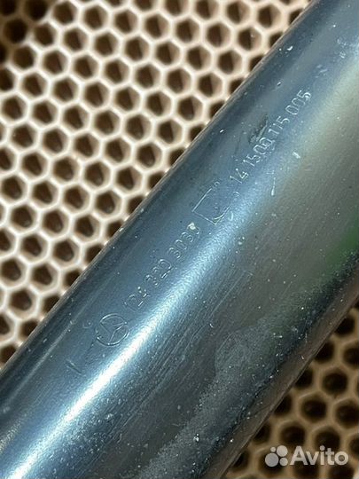 Амортизатор подвески Mercedes-Benz E320 W124