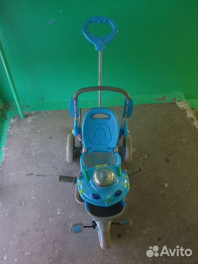 Детский велосипед трехколесный с ручкой