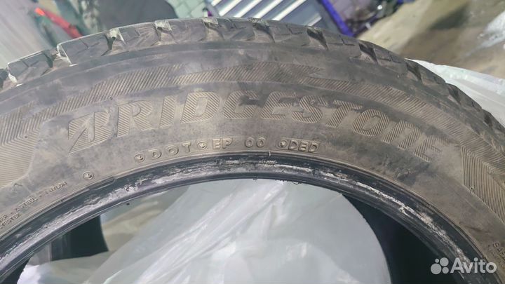 Bridgestone Blizzak DM-V2 225/55 R18