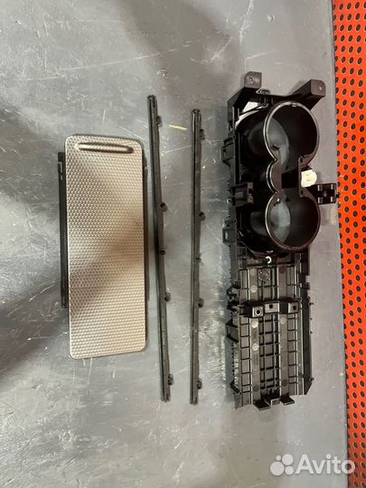 Подстаканник Land Rover Range Rover Sport 2 L494