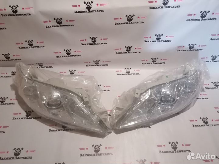 Фары на toyota camry 40