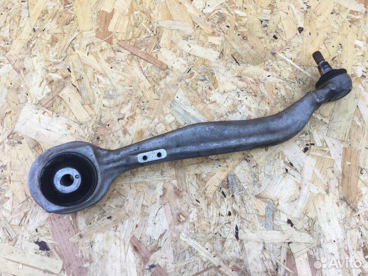 Рычаг подвески передний Mercedes-Benz C300 4Matic