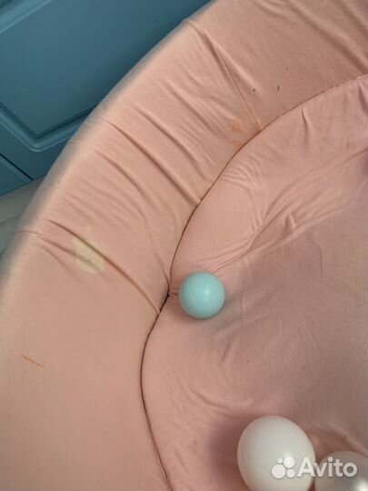 Сухой бассейн с шариками