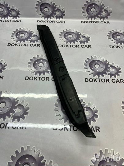 Пыльник крыла передний правый Volkswagen Polo 5