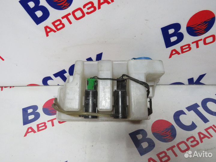 Бачок омывателя suzuki every DA62W, DA52W