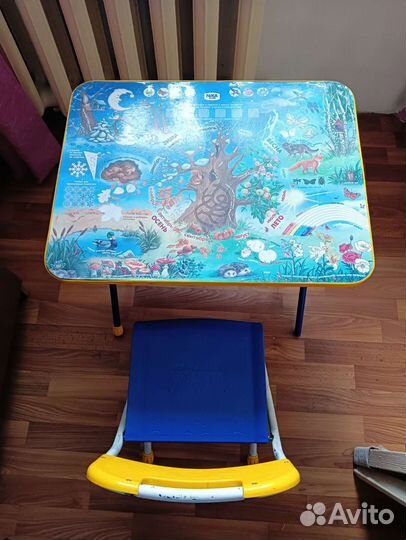 Детский стол и стул