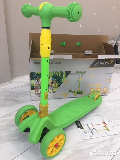 Продам самокат actiwell новый