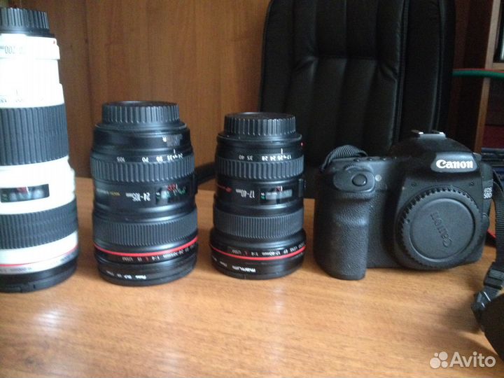 Зеркальный фотоаппарат Canon EOS 50D