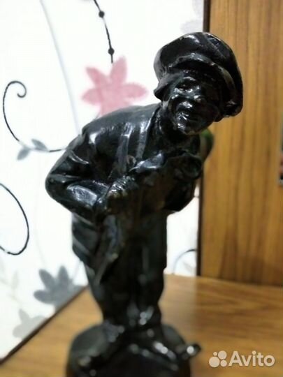 Чугунный клоун Олег Попов