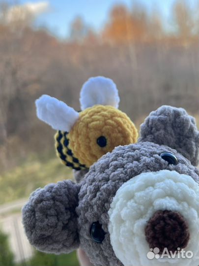 Плюшева вязаная игрушка Мишка Брауни с другом