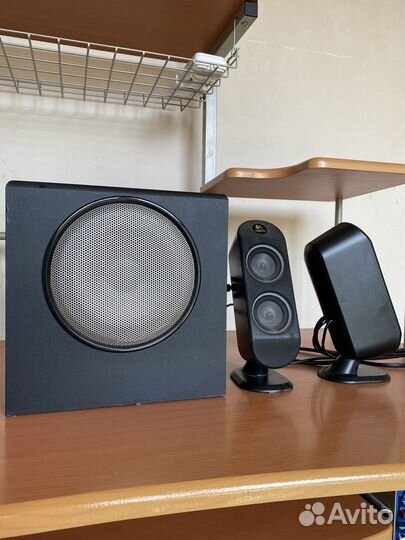 Колонки для компьютера с сабвуфером Logitech