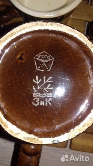 Посуда-бокалы, молочник, графин, чайник, солонки