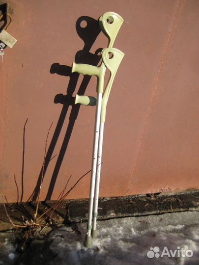 Костыли телескопические с локтевой поддержкой зима