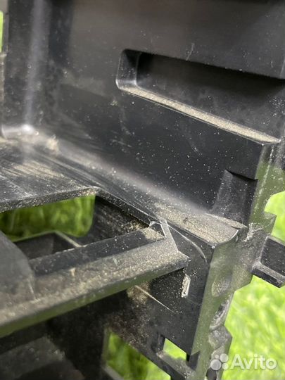 Кронштейн магнитолы климата Porsche Cayenne 957