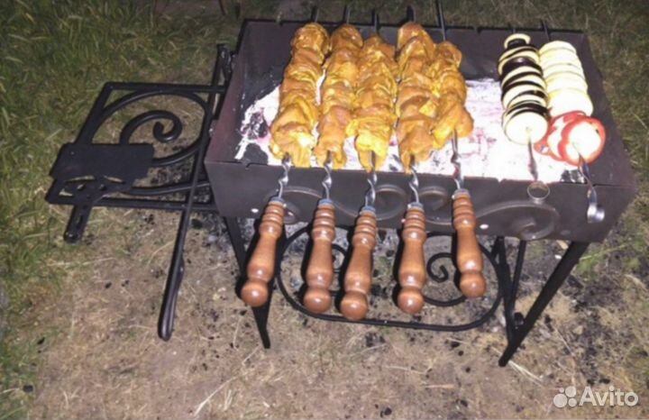 Мангал с крышкой