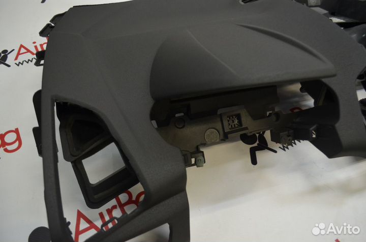 Торпедо панель приборов Ford EcoSport