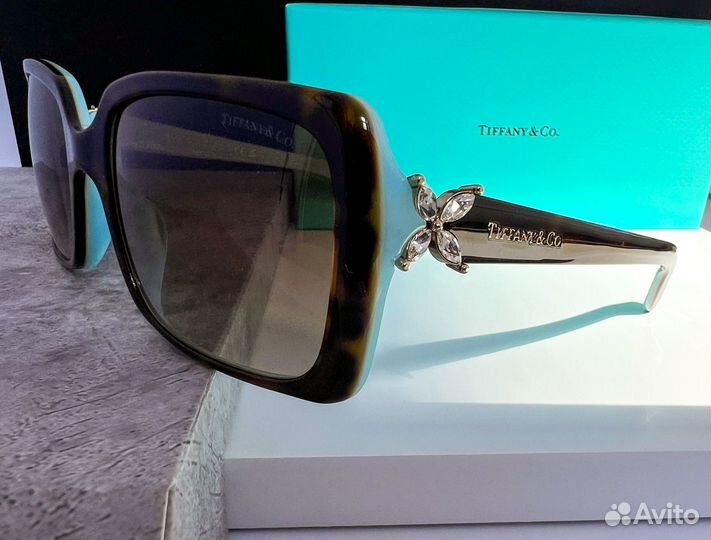 Солнцезащитные очки Tiffany & Co Gradient оригинал