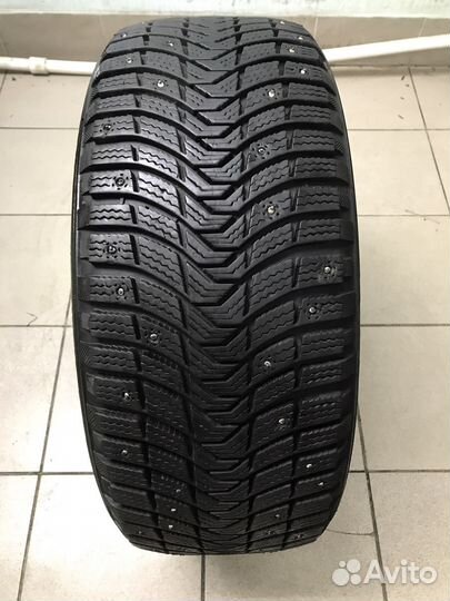 Michelin X-Ice North 3 235/50 R18