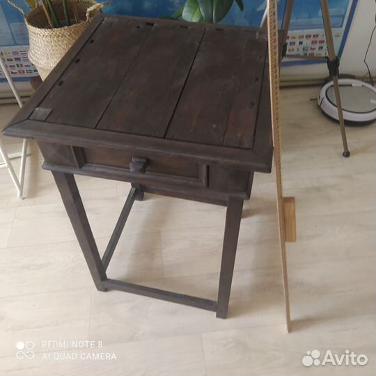 Винтажный реставрированный столик