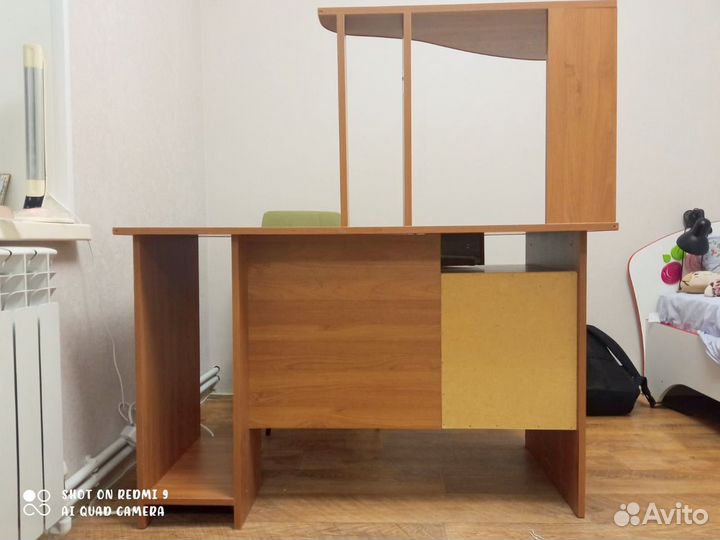 Рабочий стол для школьника