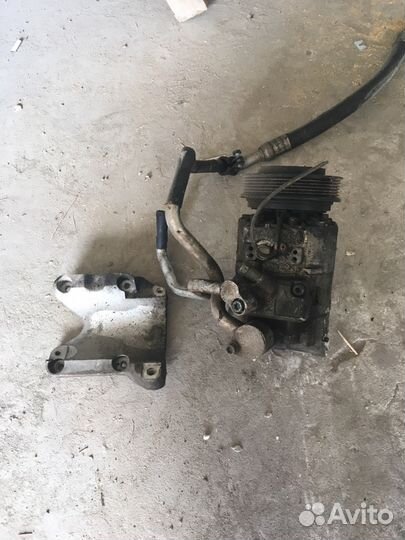 Компрессор кондиционера Ауди а6 с4