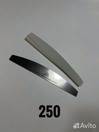 Гель лак для ногтей