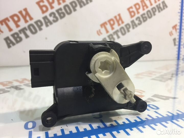 Шкода Октавия Сервопривод заслонки печки
