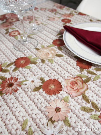 Скатерть клеенка на стол 110х140 Dekorama Турция