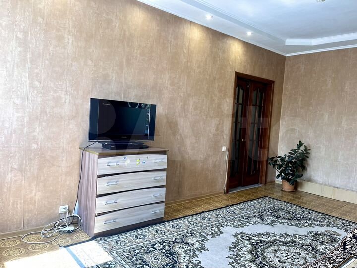 3-к. квартира, 79 м², 2/5 эт.