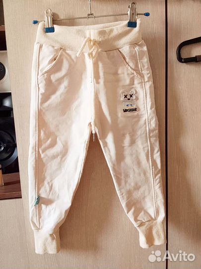 Джинсы и штанишки для девочки