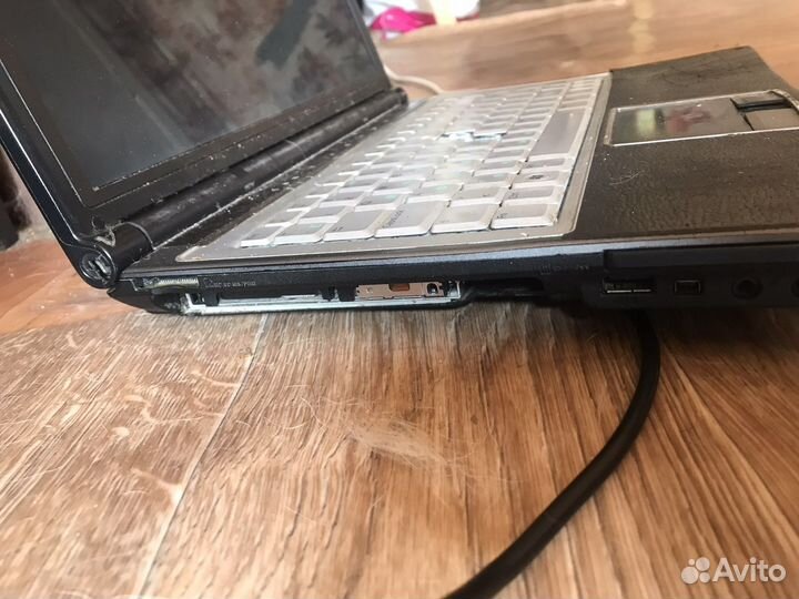 Ноутбук asus