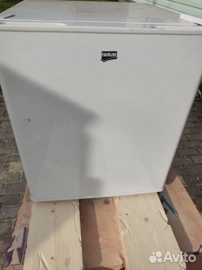 Холодильник маленький