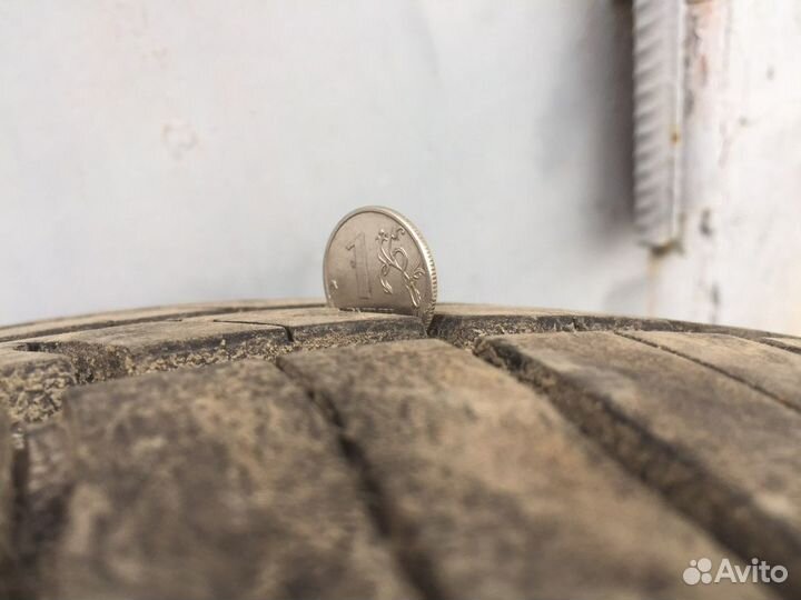 Roadstone N'Fera RU5 255/50 R20