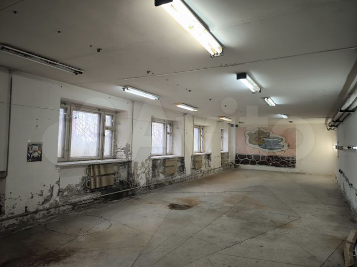 Свободного назначения, 267.7 м²