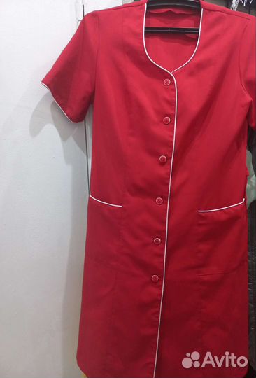 Женский халат для работы,размер 44-46,б\у