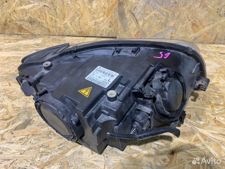 Фара передняя левая Audi A4 B7 2.0 BWE 2004-2009