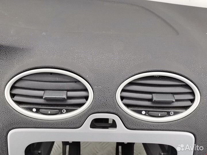 Торпедо (панель передняя) для Ford Focus 2 1541981