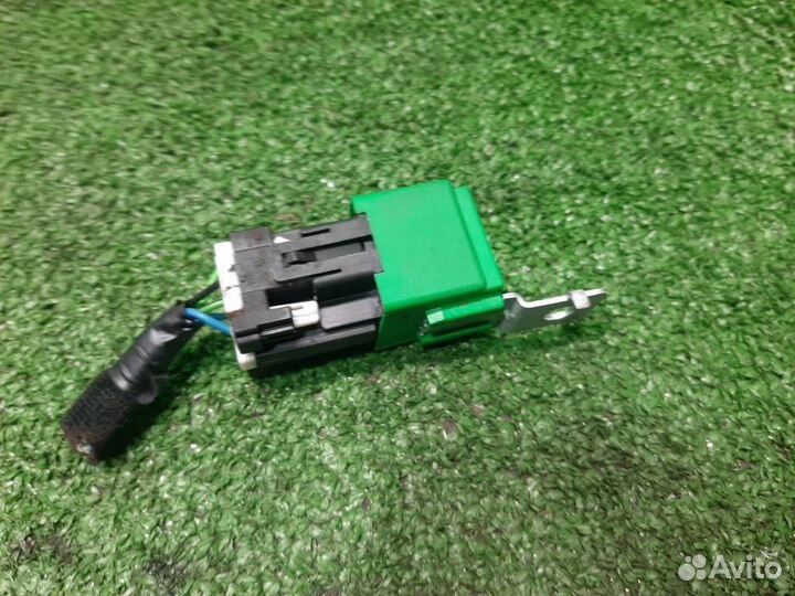 Реле свечей накала KIA Sportage 3 (SL) 2012