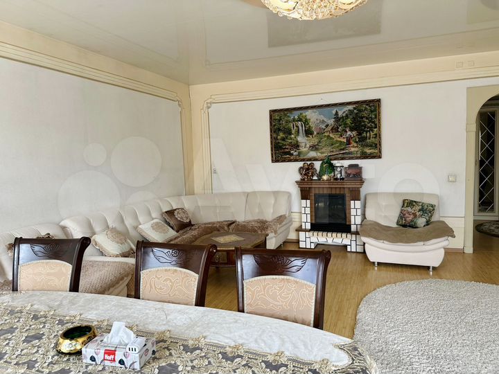 Дом 146 м² на участке 4 сот.