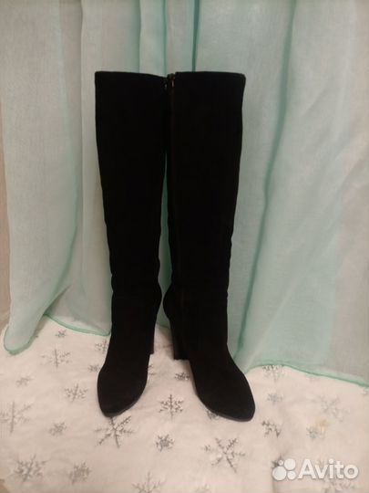 Зимние женские сапоги Lorjolomo