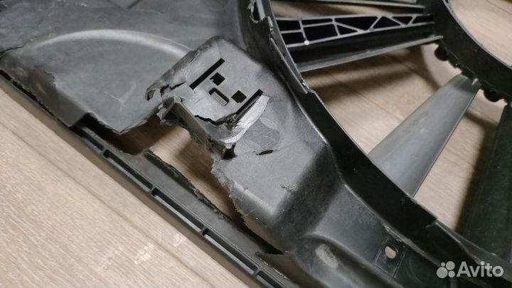 Диффузор вентилятора Mercedes Gl 500 4Matic 166