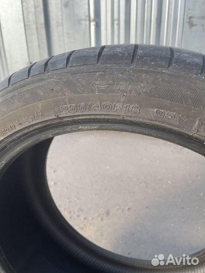 Bridgestone Potenza S001 225/45 R18 и 255/40 R18 95Y